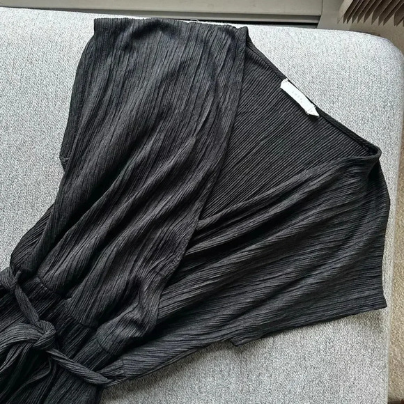 Lush Black V Neck Maxi Dress Small - Picture 2 of 9